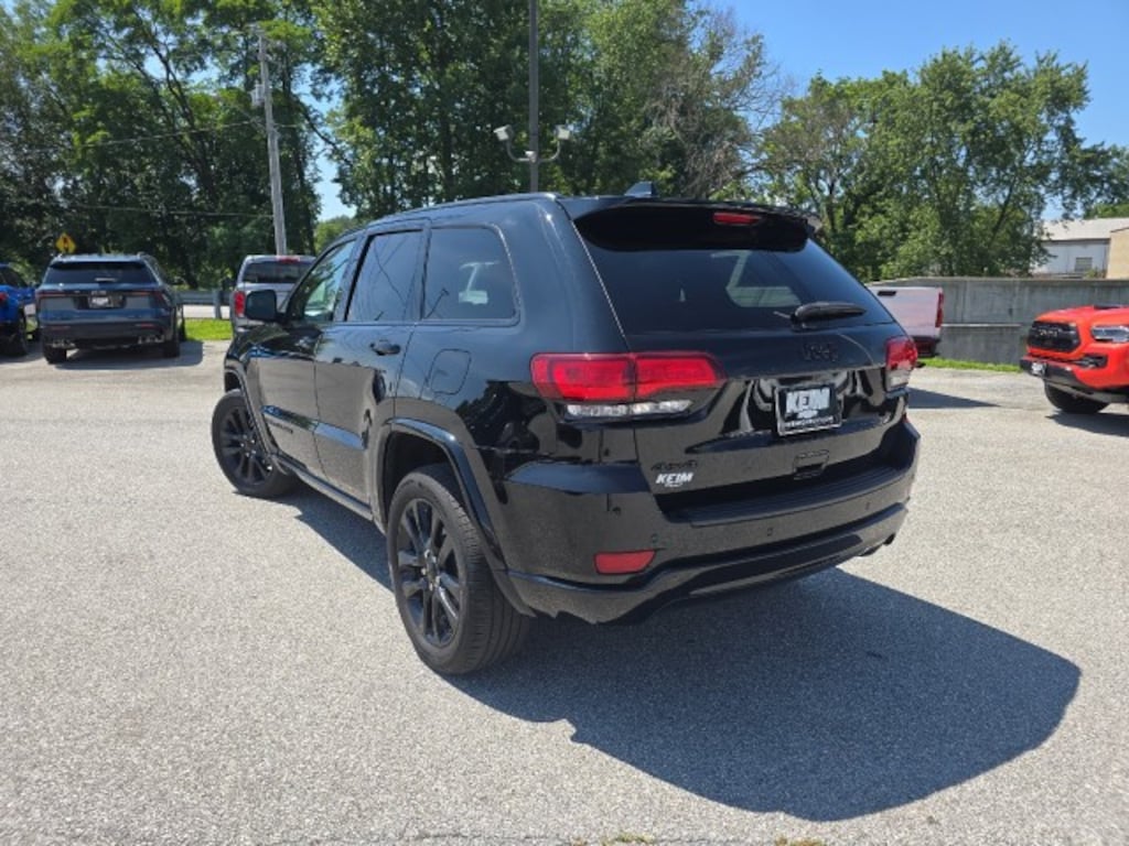 Used 2021 Jeep Grand Cherokee Laredo X SUV
