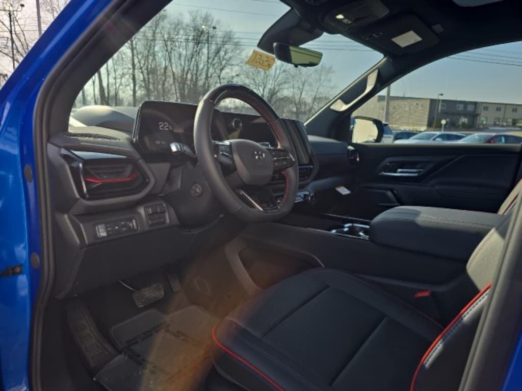 New 2025 Chevrolet Silverado EV RST - Extended Range Truck