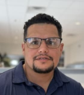 Staff member William Colon from 21d7bffde3e1