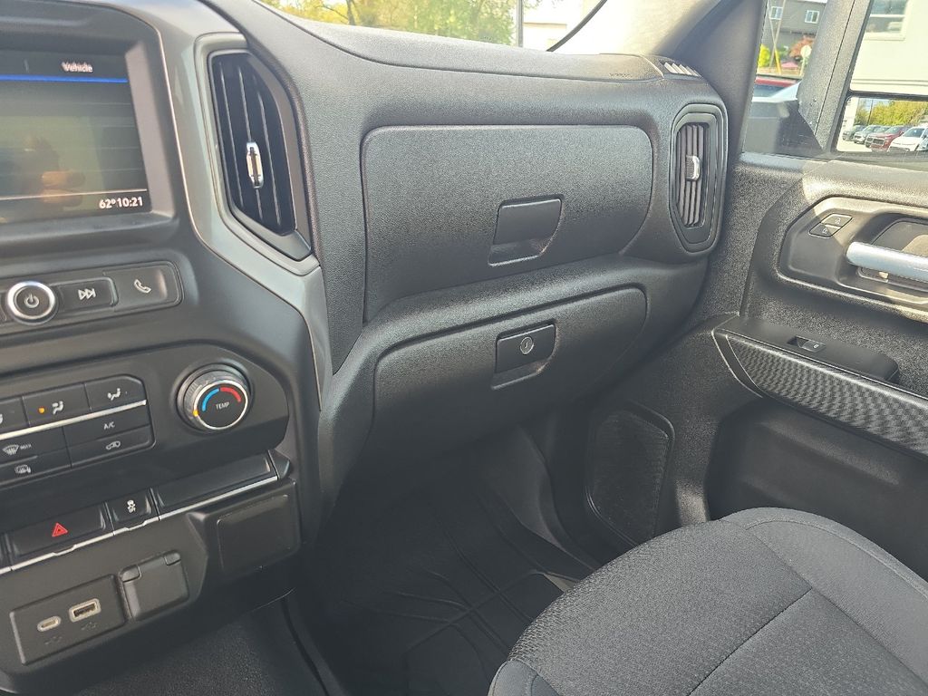 2021 Chevrolet Silverado 2500HD Custom - Photo 29