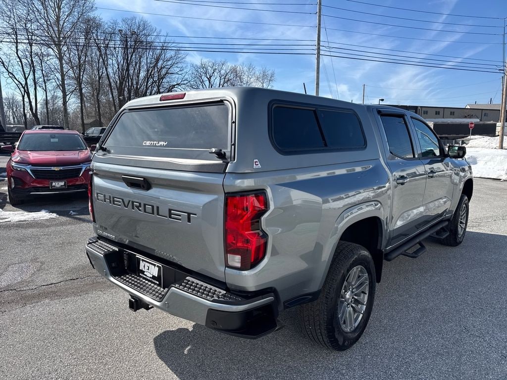 Used 2025 Chevrolet Colorado WT/LT Truck Crew Cab