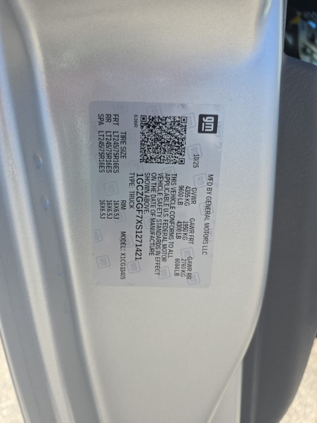 New 2025 Chevrolet Express Cargo 3500 WT Van