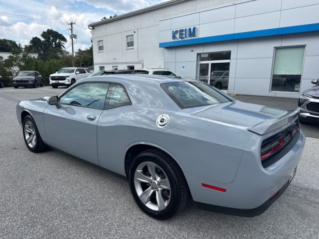 Used 2022 Dodge Challenger SXT Coupe