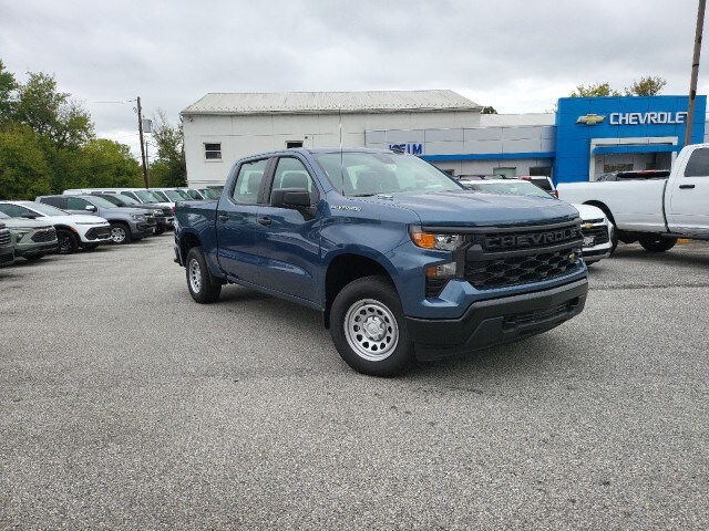 2024 Chevrolet Silverado 1500 photo 2