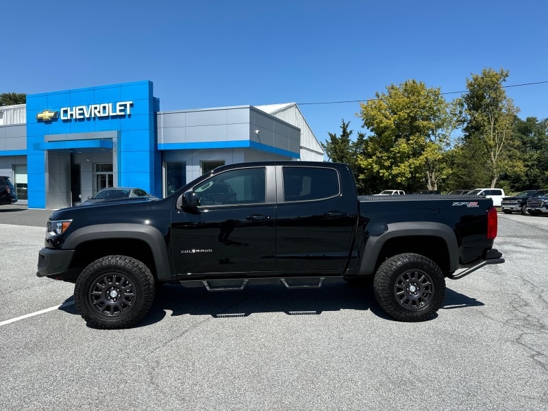 Used 2022 Chevrolet Colorado ZR2 with VIN 1GCGTEEN0N1282746 for sale in Paradise, PA