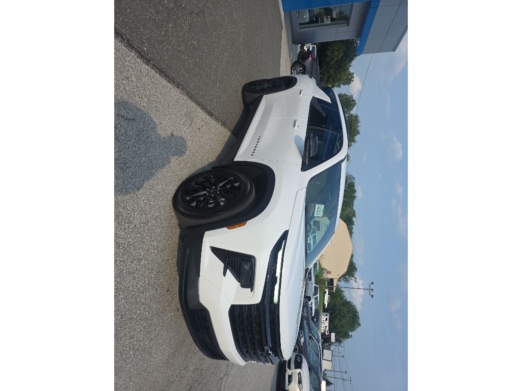 New 2026 Chevrolet Traverse LT SUV