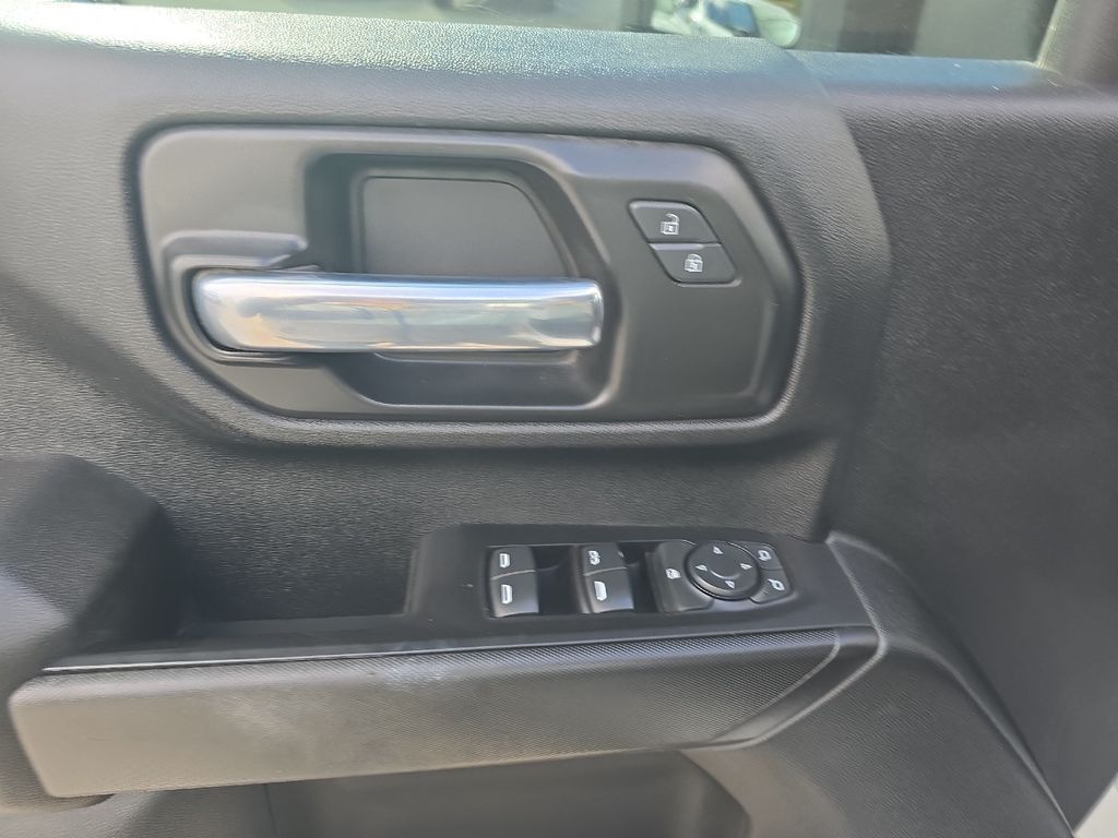2021 Chevrolet Silverado 2500HD Custom - Photo 23