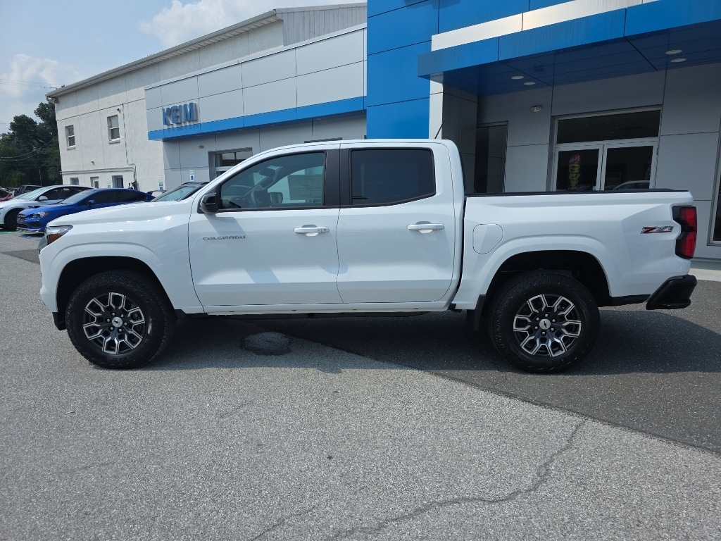 2026 Chevrolet Colorado Z71 - Photo 8