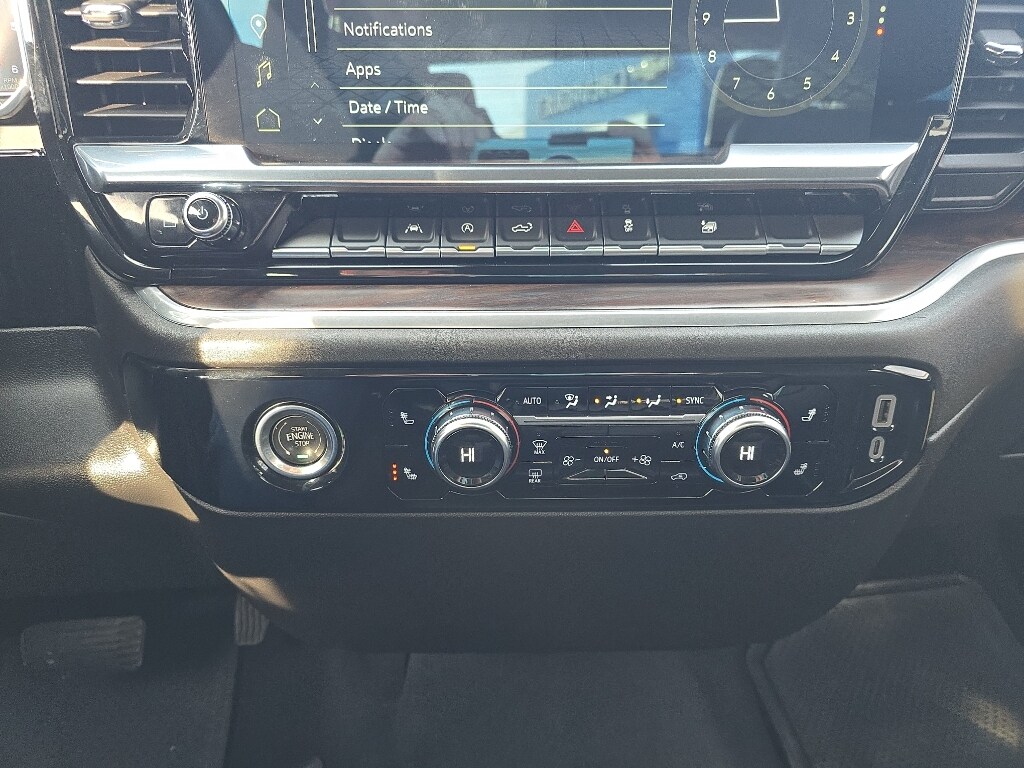 2024 GMC Sierra 1500 SLT - Photo 31