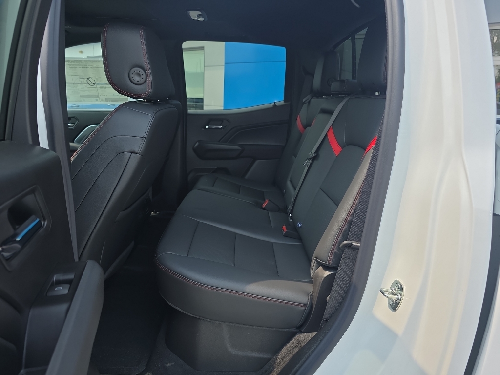2026 Chevrolet Colorado Z71 - Photo 12