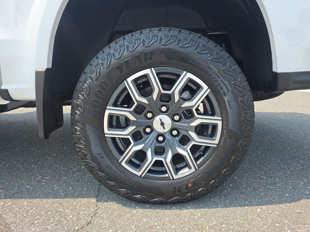 2026 Chevrolet Colorado Z71 - Photo 20