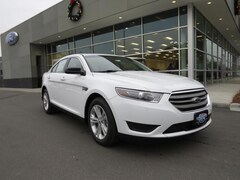 2019 Ford Taurus SE Sedan