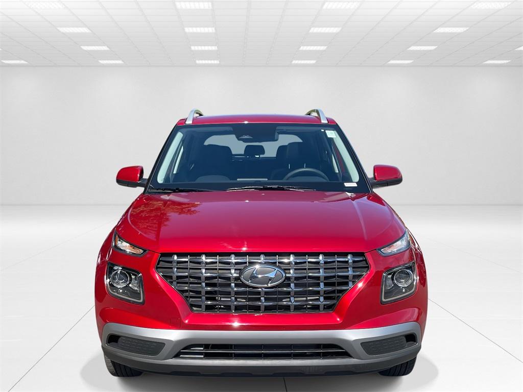 2026 Hyundai Venue SEL photo 2