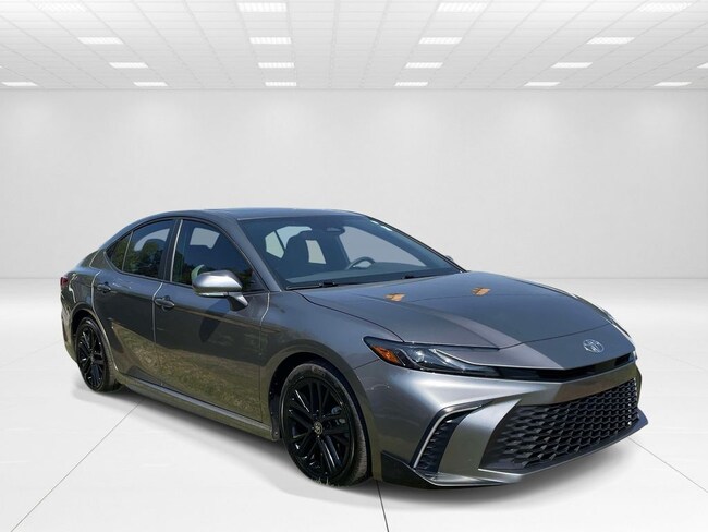 2026 Toyota Camry SE Sedan