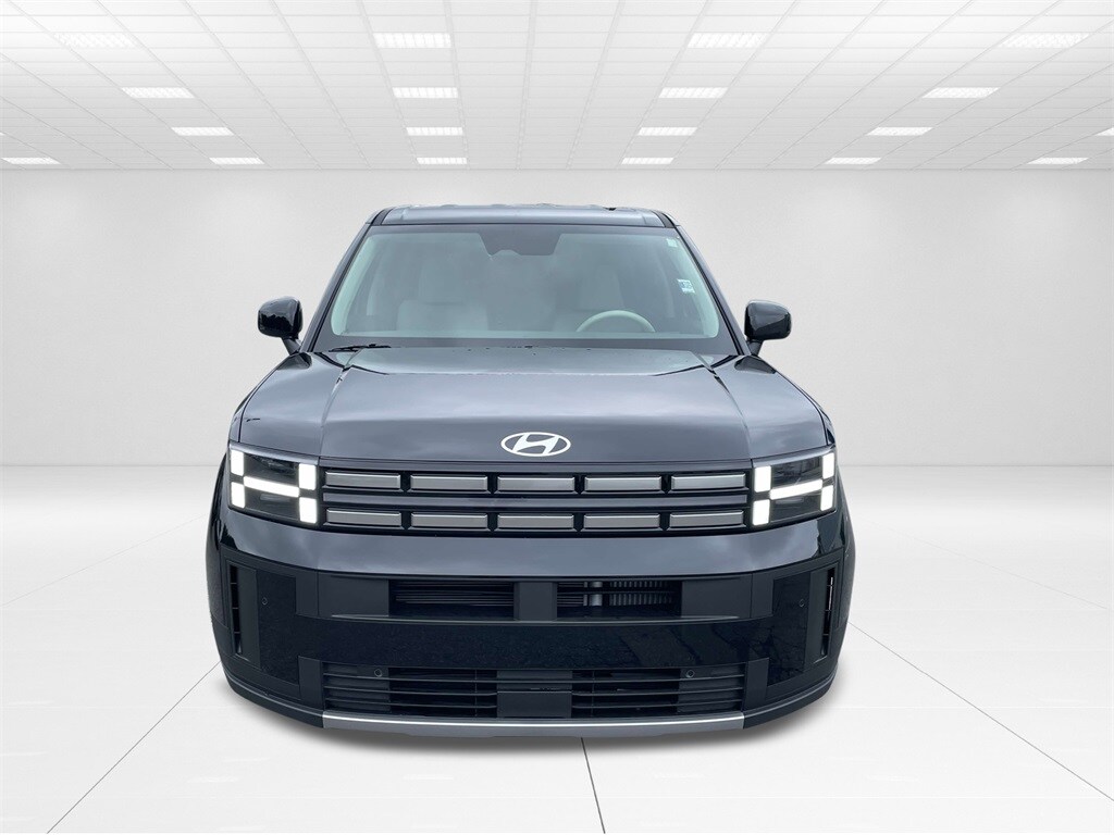 2025 Hyundai Santa Fe SE photo 2