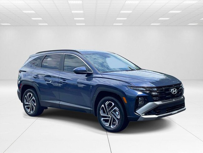 New 2026 Hyundai Tucson SEL AWD SUV near Belmont