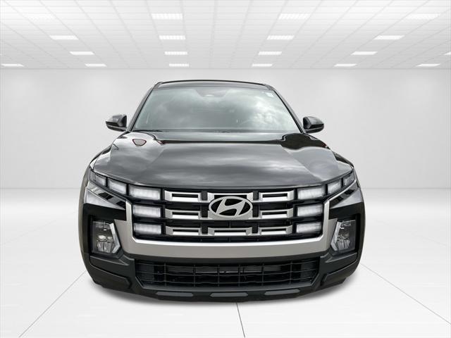2025 Hyundai Santa Cruz SE photo 3