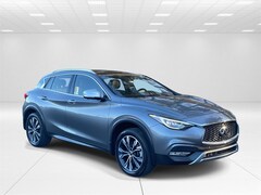2018 INFINITI QX30 Essential SUV