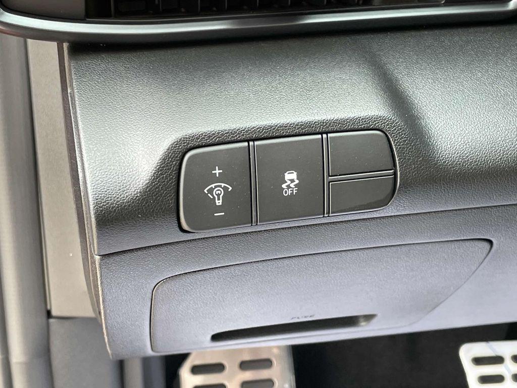 2025 Hyundai Elantra SEL - Photo 19