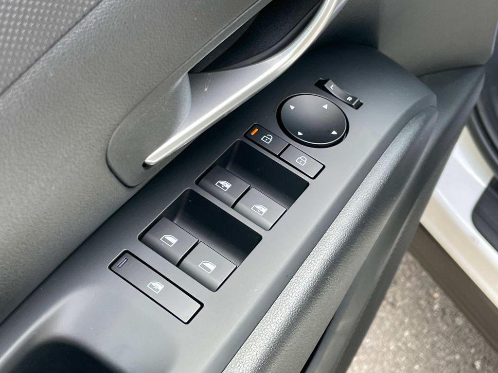 2025 Hyundai Tucson SEL - Photo 16