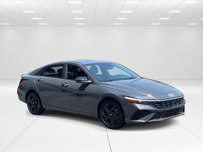 New 2026 Hyundai Elantra SEL Sport Sedan near Belmont