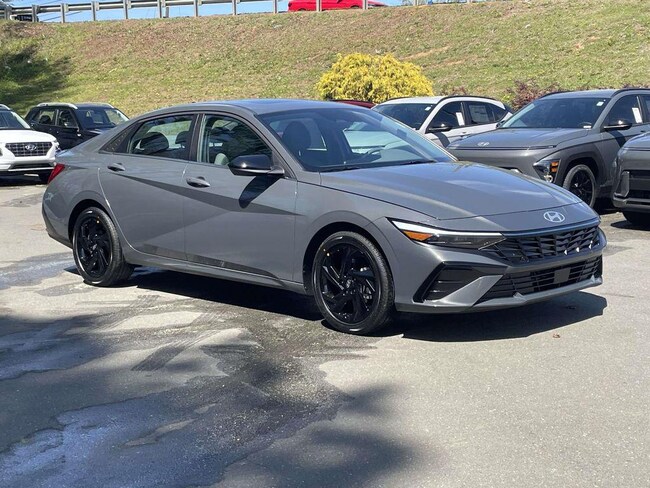 New 2026 Hyundai Elantra SEL Sport Premium Sedan near Belmont