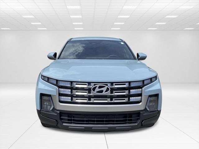 2025 Hyundai Santa Cruz SE photo 2