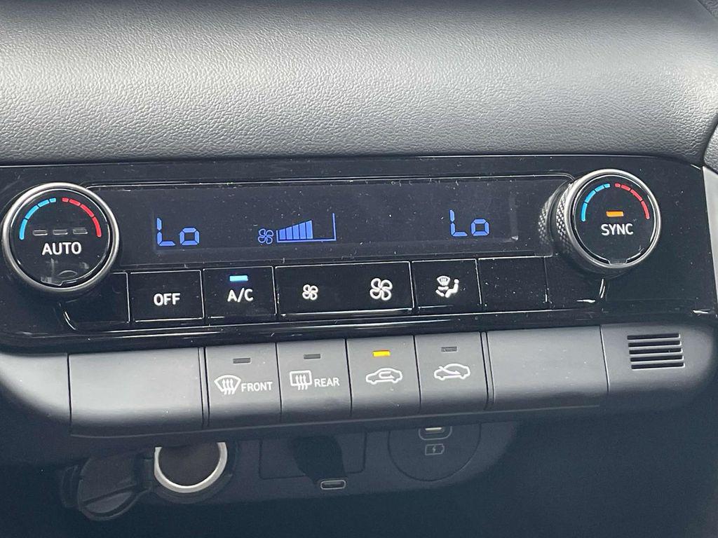2025 Hyundai Elantra SEL - Photo 23
