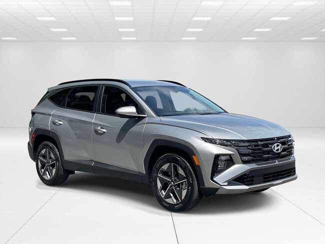 New 2026 Hyundai Tucson SEL AWD SUV near Belmont