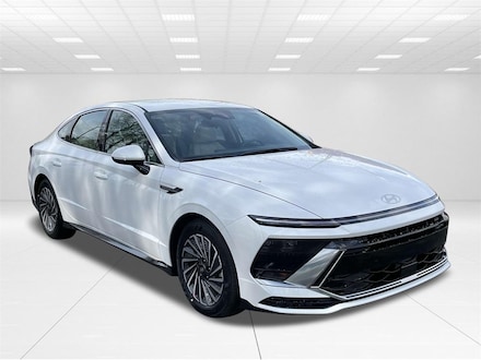 2025 Hyundai Sonata Hybrid SEL Sedan