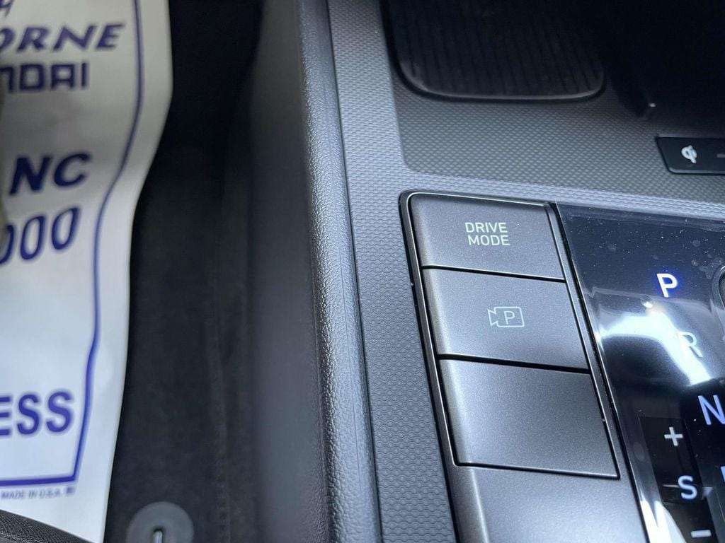2025 Hyundai Elantra SEL - Photo 27