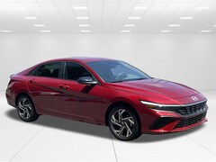 2025 Hyundai Elantra SEL Sport Sedan