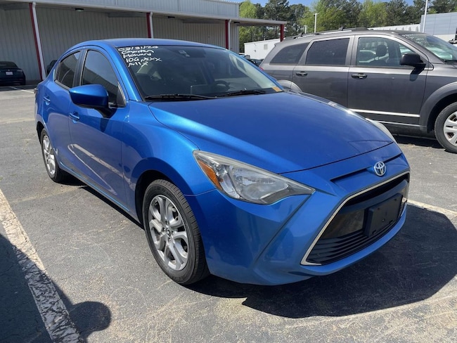 2017 Toyota Yaris iA Base Sedan