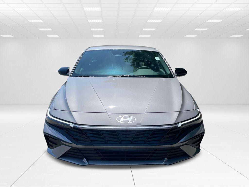 New 2025 Hyundai Elantra SEL Sport Sedan