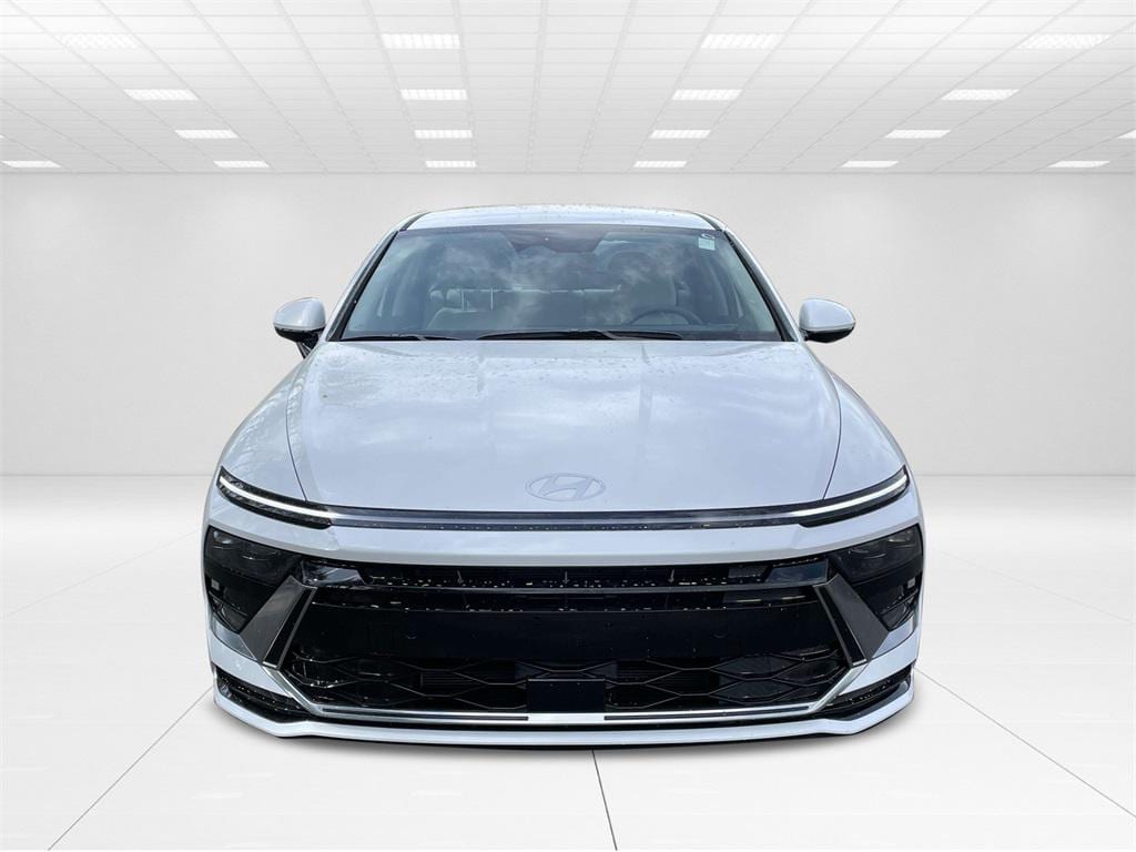 New 2025 Hyundai Sonata Hybrid SEL Sedan