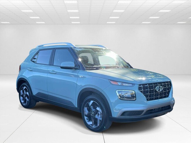 New 2026 Hyundai Venue SEL SUV near Belmont