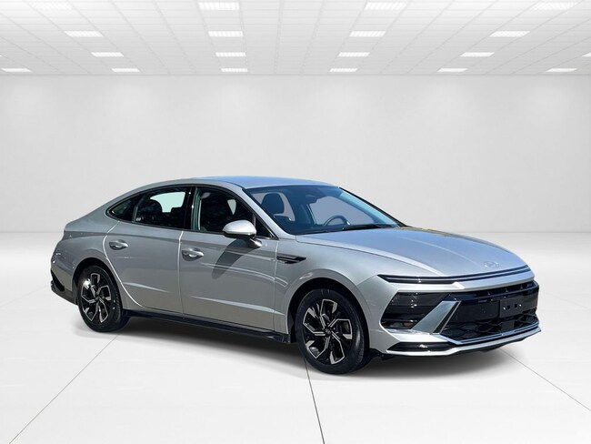 2025 Hyundai Sonata SEL Sedan
