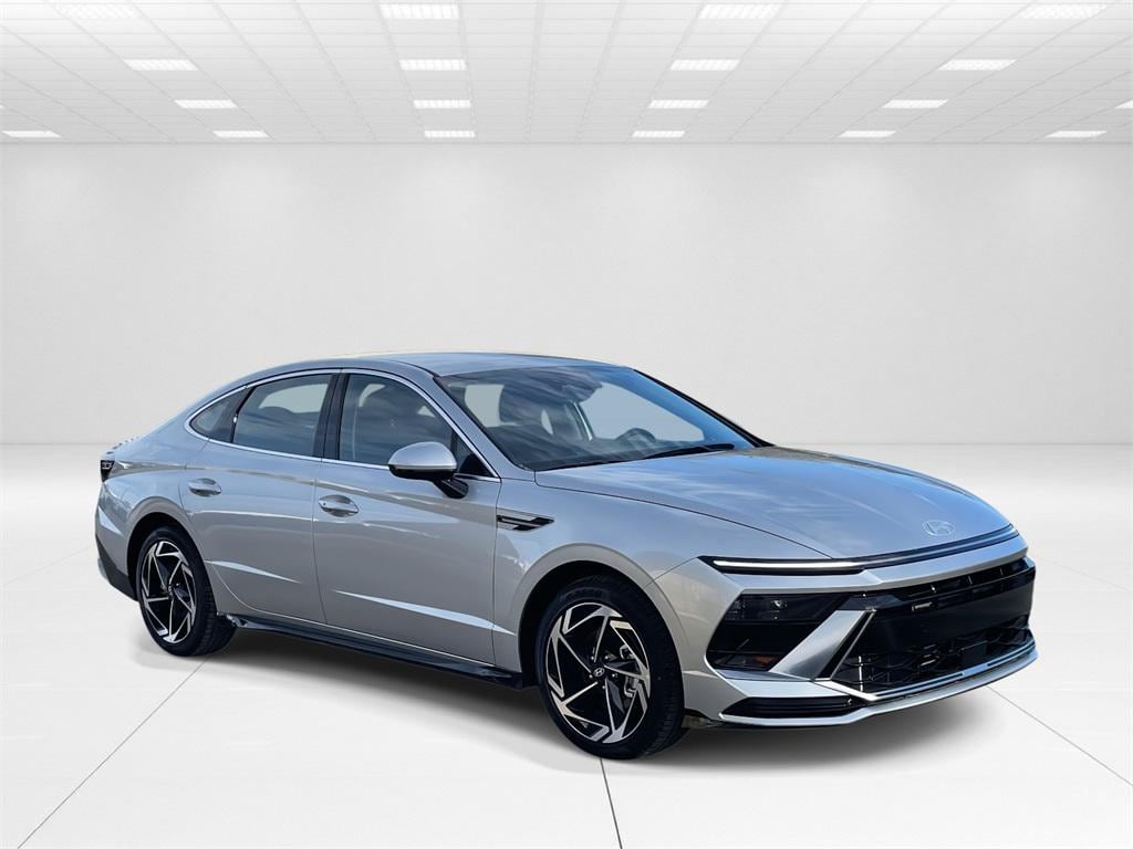 2026 Hyundai Sonata SEL's photo