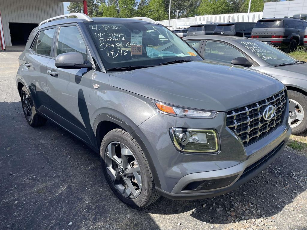 2025 Hyundai Venue SEL