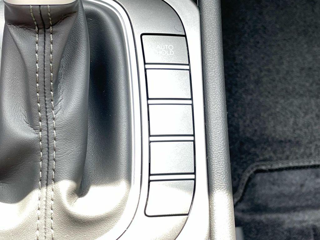 2025 Hyundai Kona SEL - Photo 27