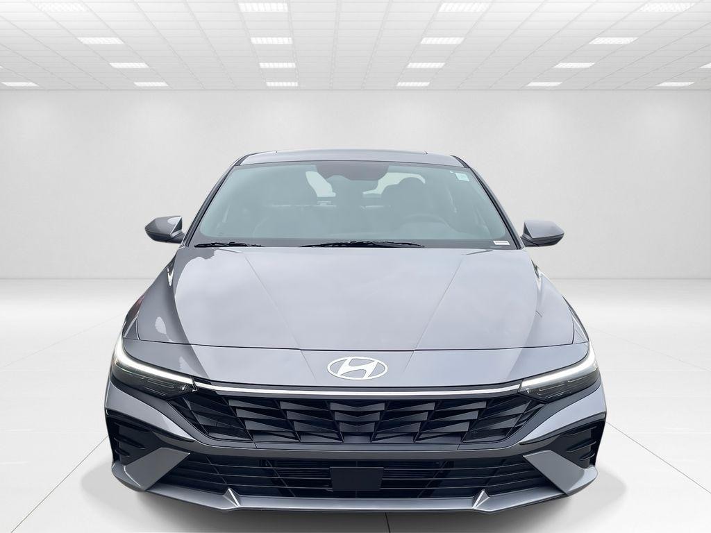 New 2026 Hyundai Elantra Hybrid Limited Sedan