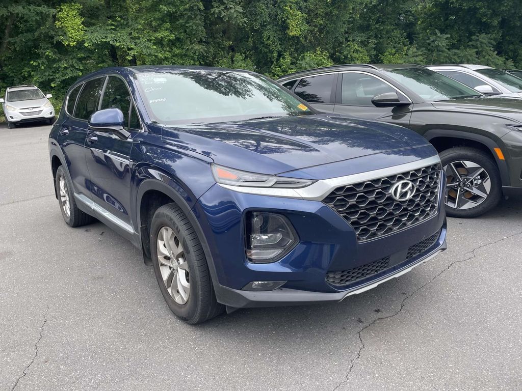 2020 Hyundai Santa Fe SEL 2.4's photo