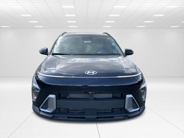 2025 Hyundai Kona SEL photo 3