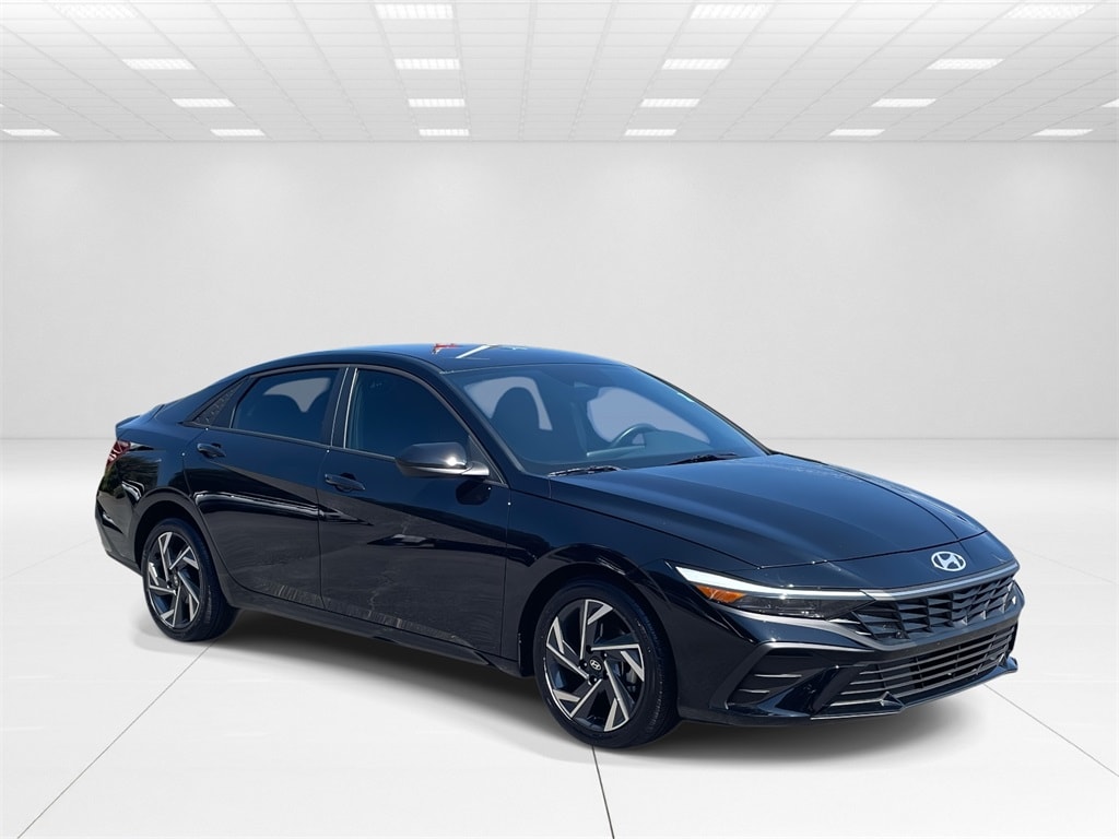 2025 Hyundai Elantra Sedan 
