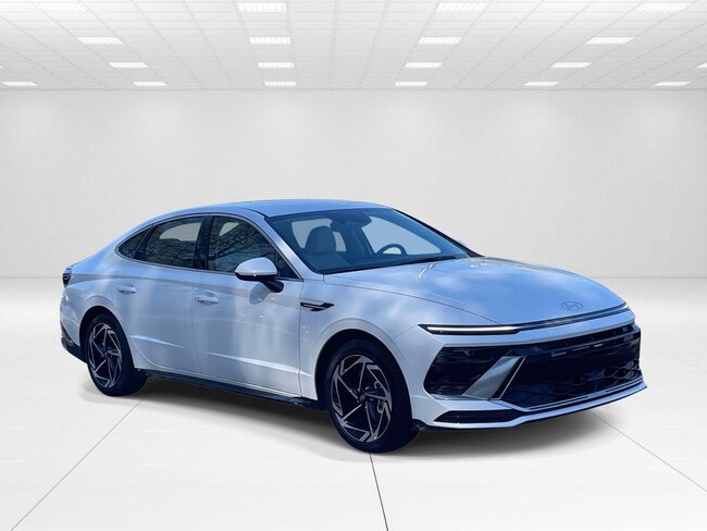 New 2026 Hyundai Sonata SEL Sport Sedan near Belmont