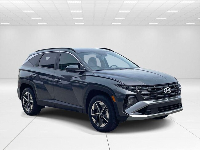 New 2026 Hyundai Tucson SEL AWD SUV near Belmont