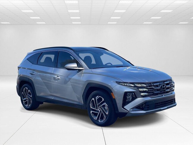 New 2026 Hyundai Tucson Limited FWD SUV near Belmont