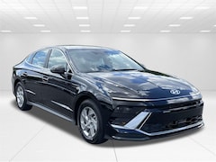 2025 Hyundai Sonata SE Sedan