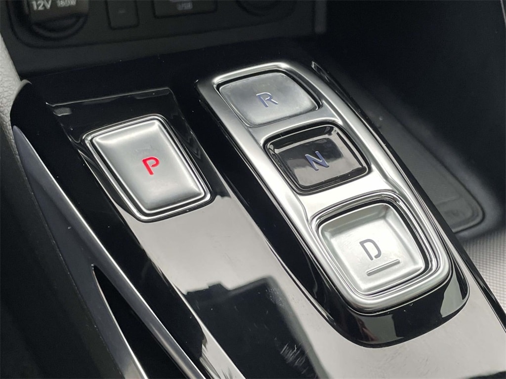 2023 Hyundai Sonata Hybrid Limited photo 3