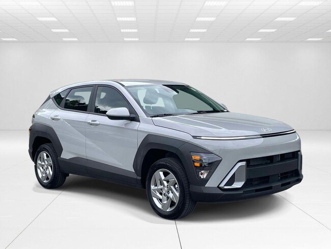 New 2026 Hyundai Kona SE AWD SUV near Belmont
